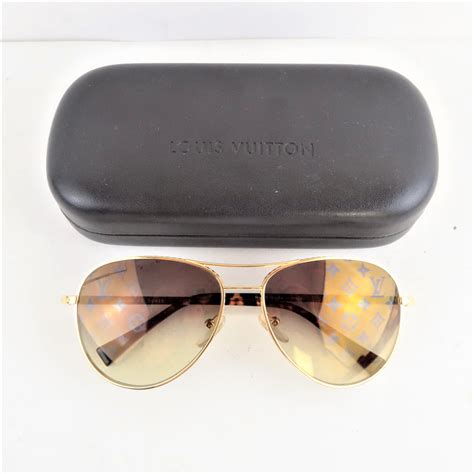 gafas de louis vuitton|Choosing Louis Vuitton Sunglasses: Full Guide on Styles, Prices .